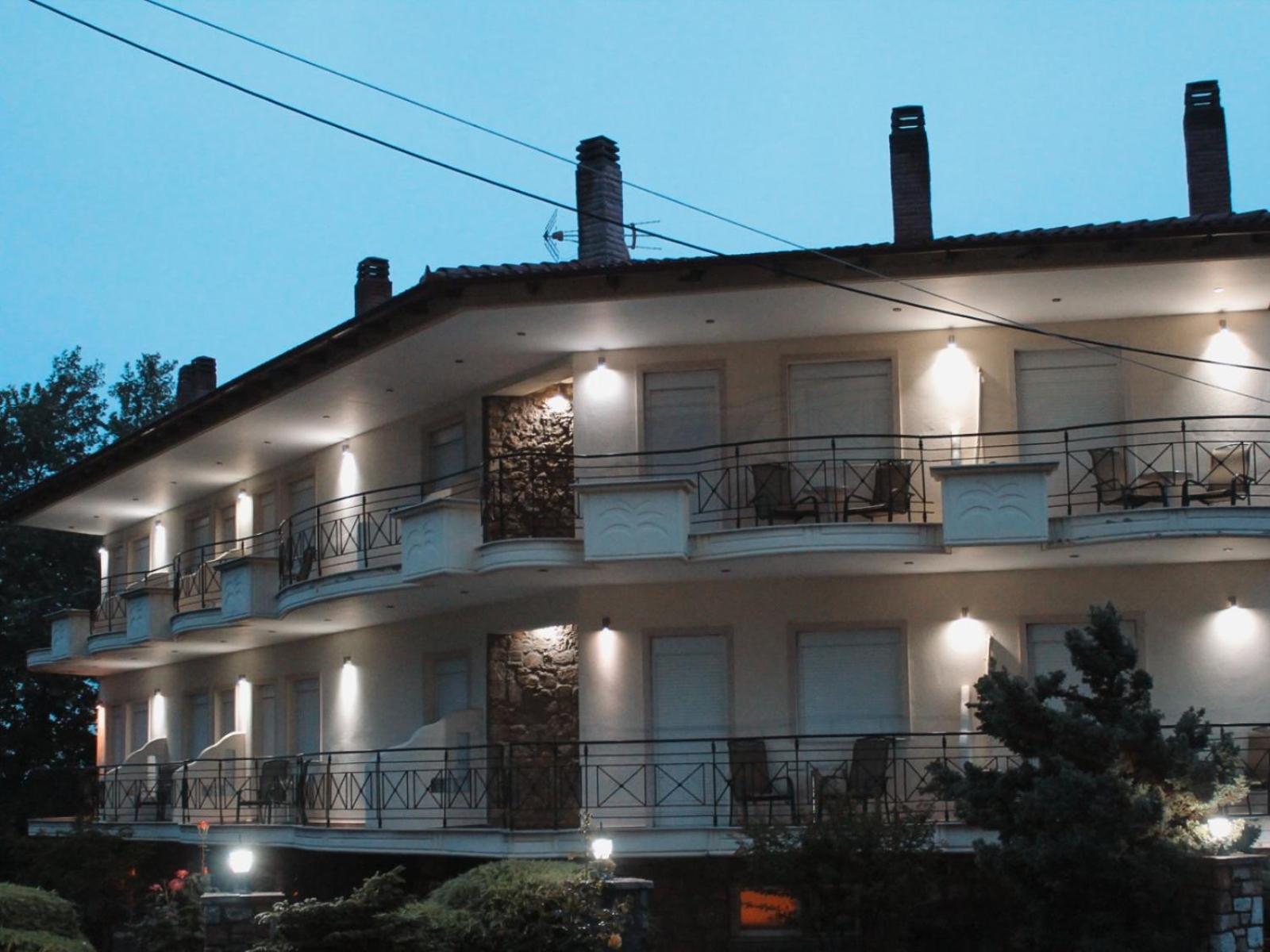 Enastron Hotel Káto Loutrákion Extérieur photo